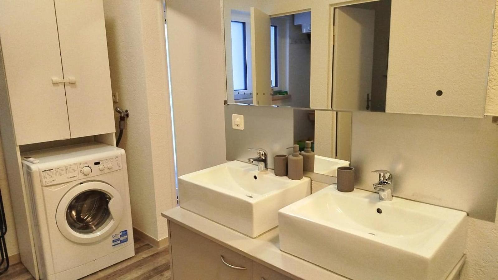 Prázdninový dům Ganzes Haus Fuer Dich 20min Bis Nach Interlaken Und Adelboden